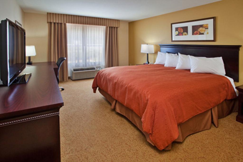 Comfort Inn & Suites Rome South Exterior photo