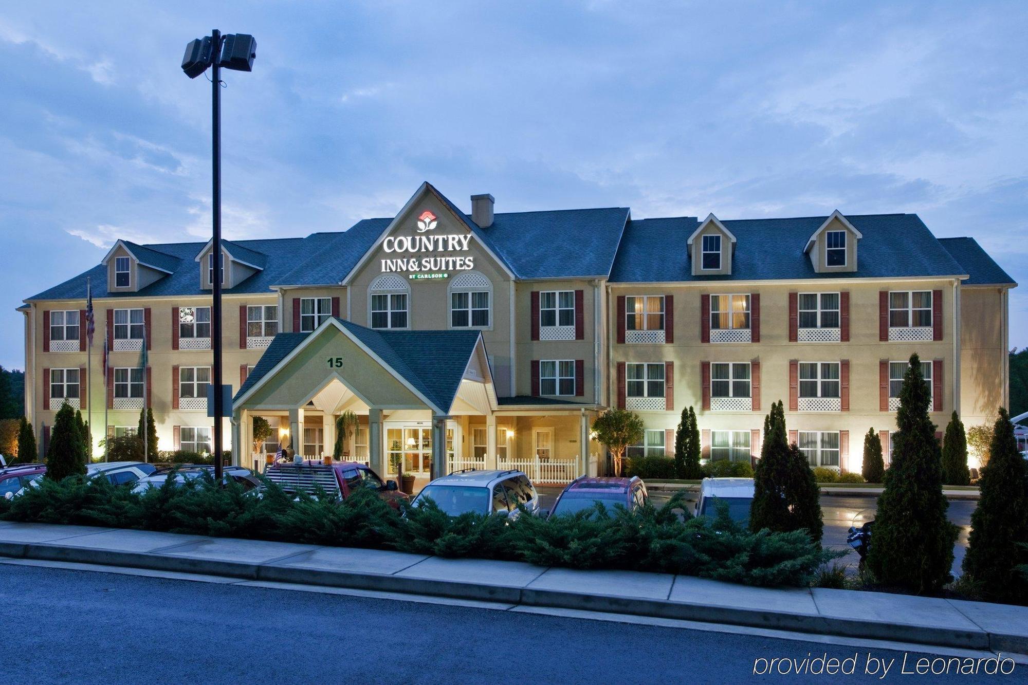 Comfort Inn & Suites Rome South Exterior photo